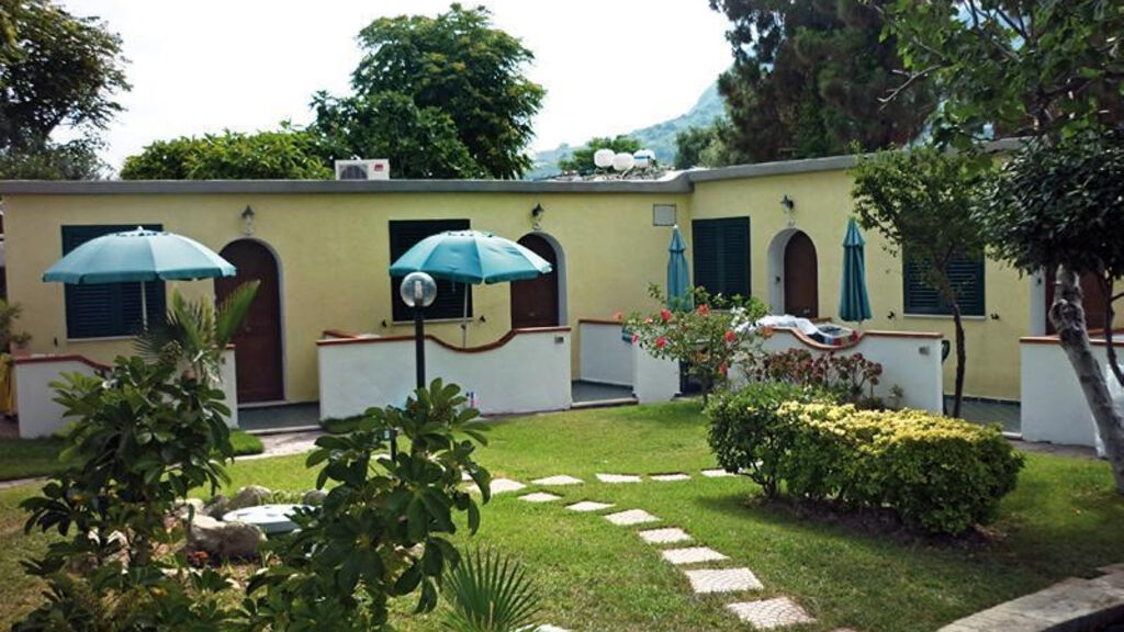 Villa Hibiscus