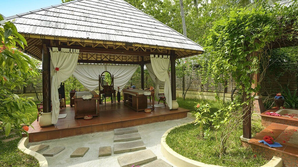 Villa Park Sun Island Resort