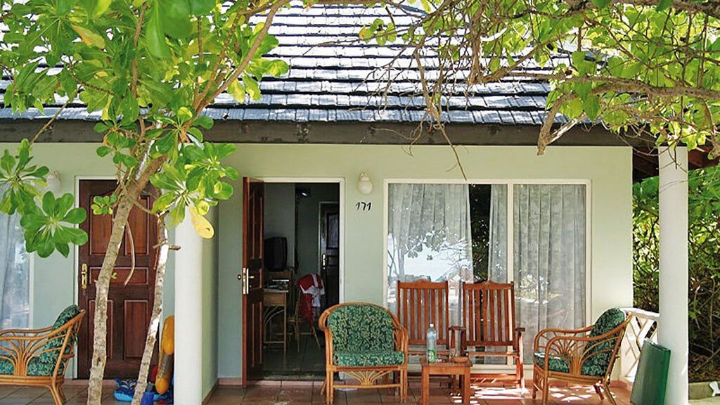 Villa Park Sun Island Resort