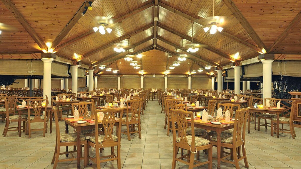 Villa Park Sun Island Resort