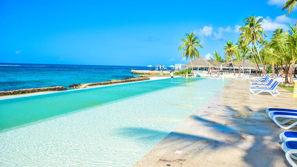 Viva Wyndham Dominicus Beach