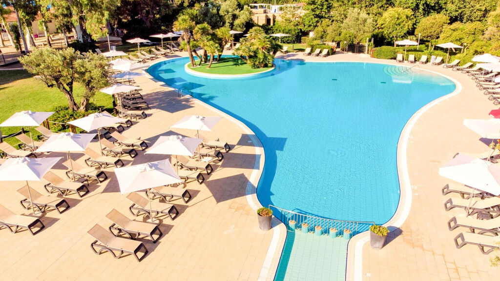 Voi Floriana Resort