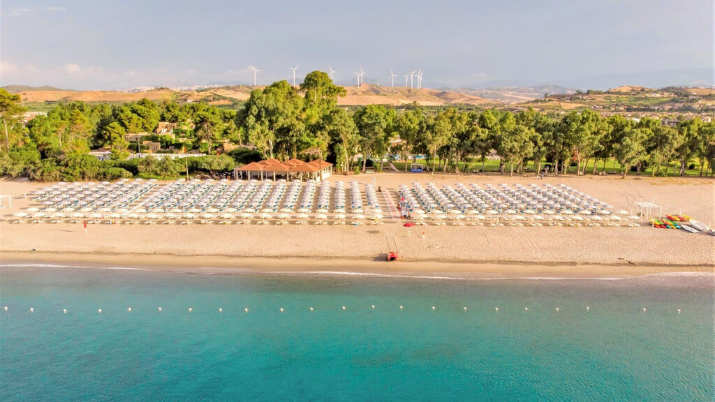 Voi Floriana Resort