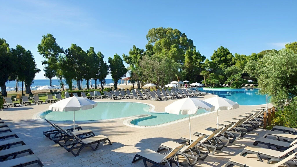 Voi Floriana Resort