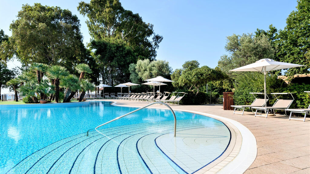 Voi Floriana Resort