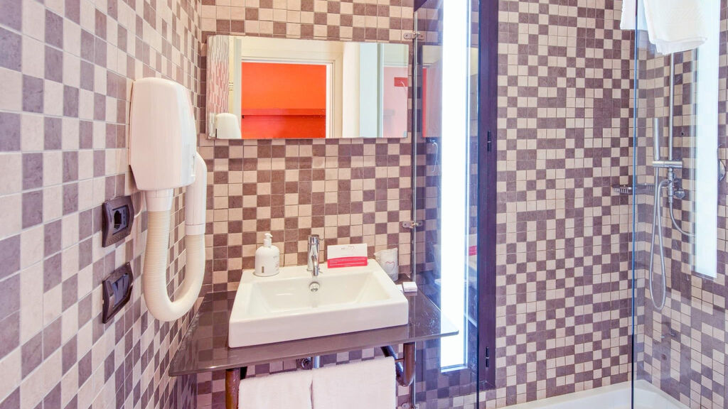 Voi Floriana Resort