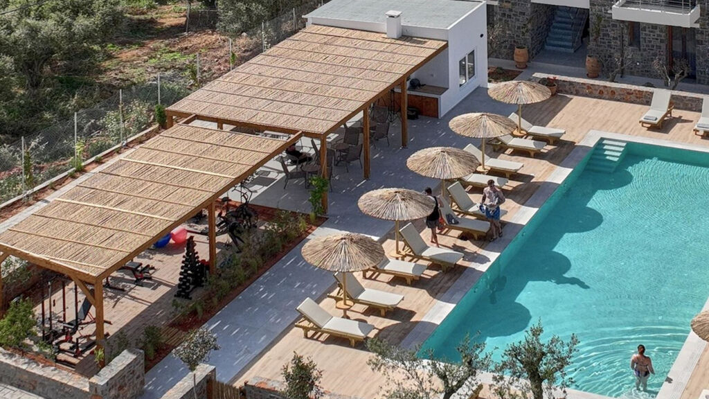 Volta Suites & Villas