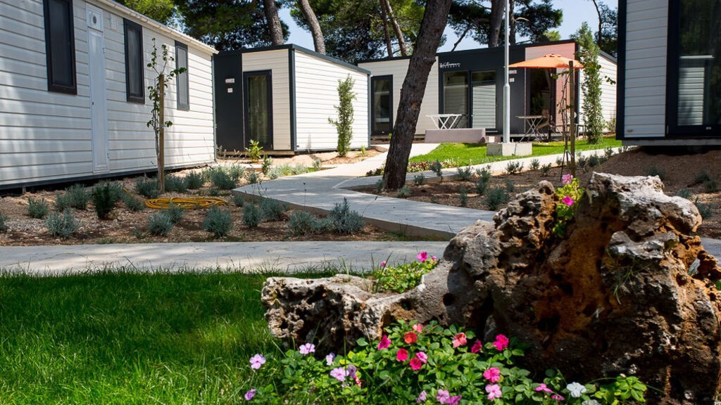 Waterman Beach Village
