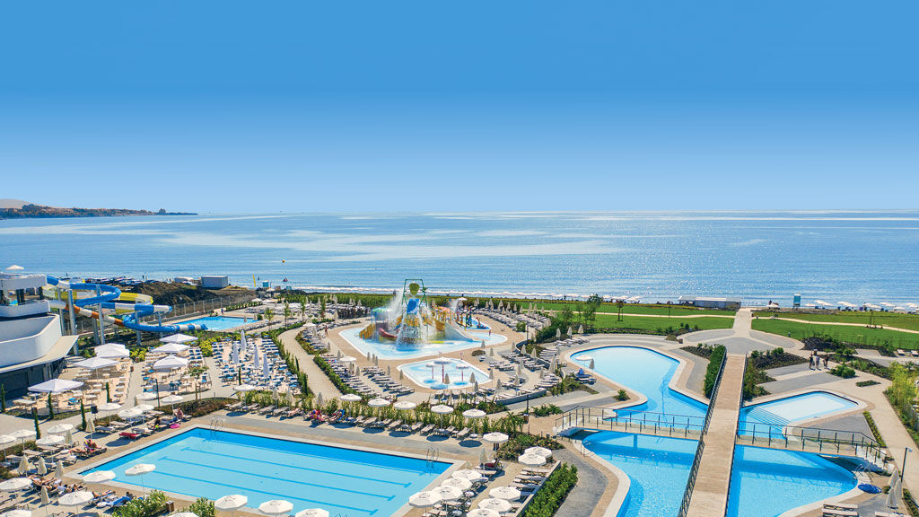 Wave Resort