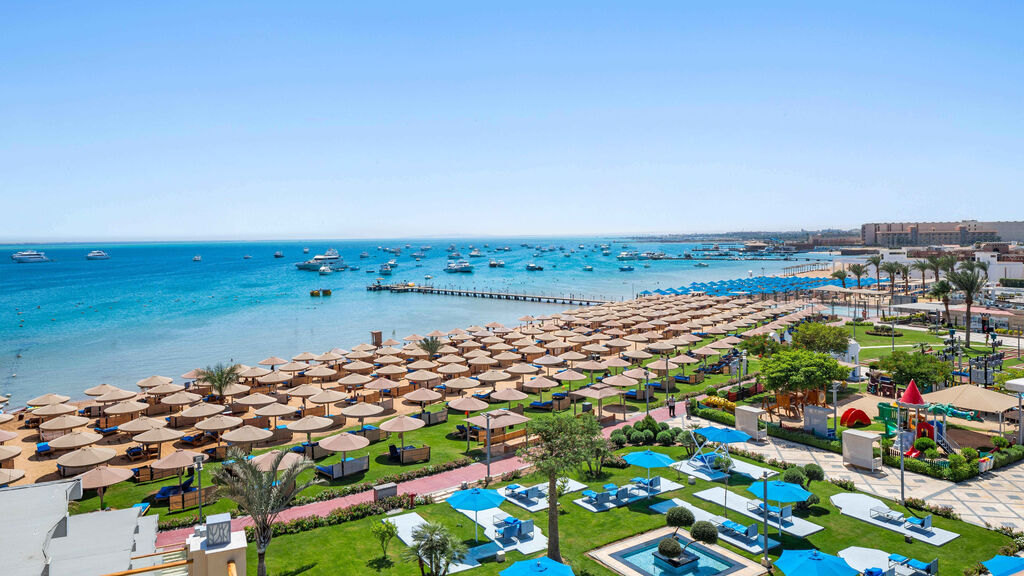 Albatros White Beach
