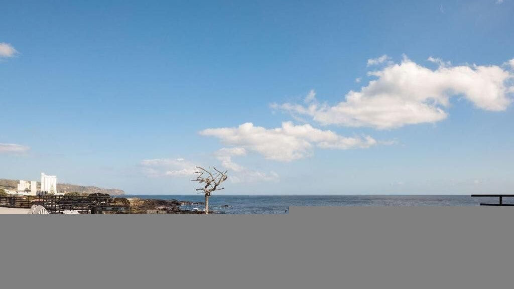 White Exclusive Suites & Villas