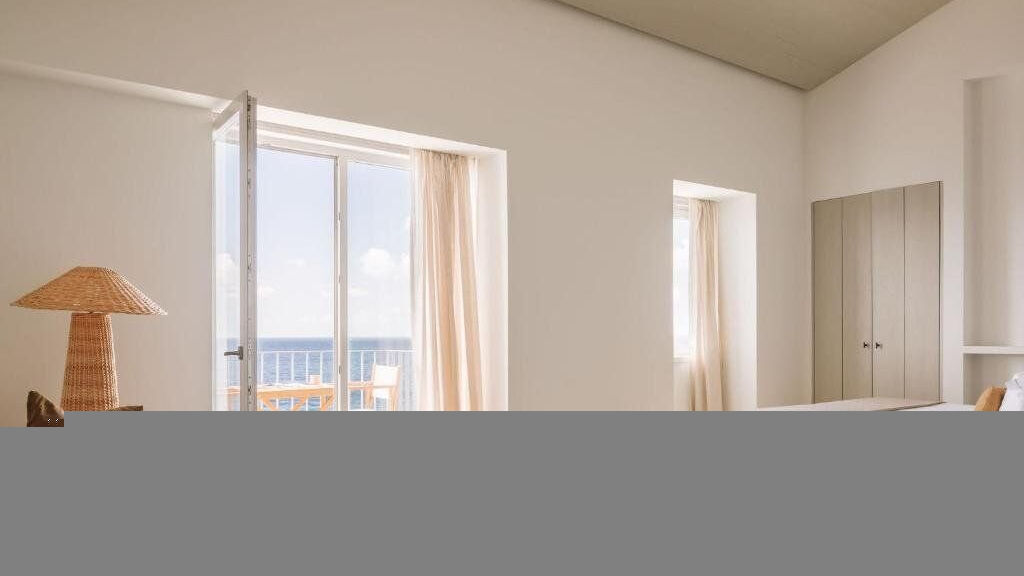 White Exclusive Suites & Villas