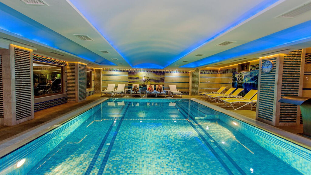 White Gold & Spa