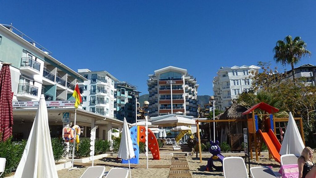 Xperia Saray Beach