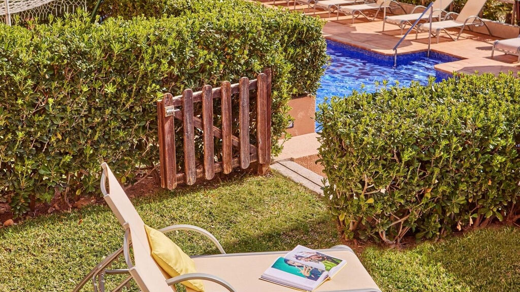 Zafiro Cala Mesquida Club