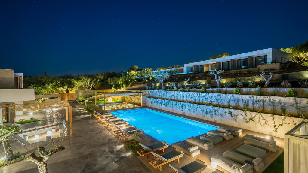 Zante Maris Suites