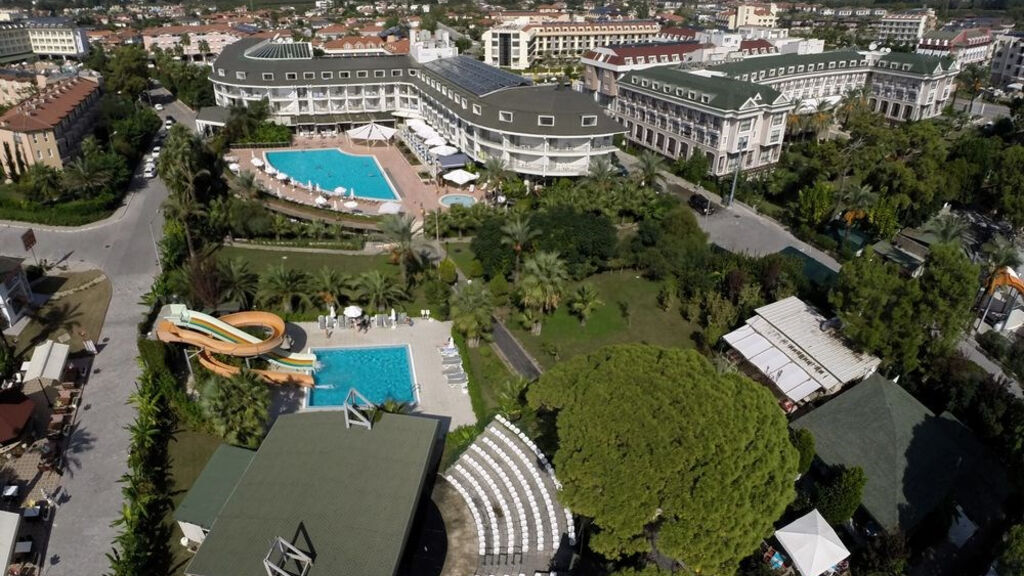 Zena Resort