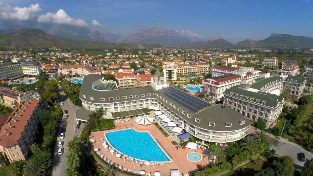 Zena Resort