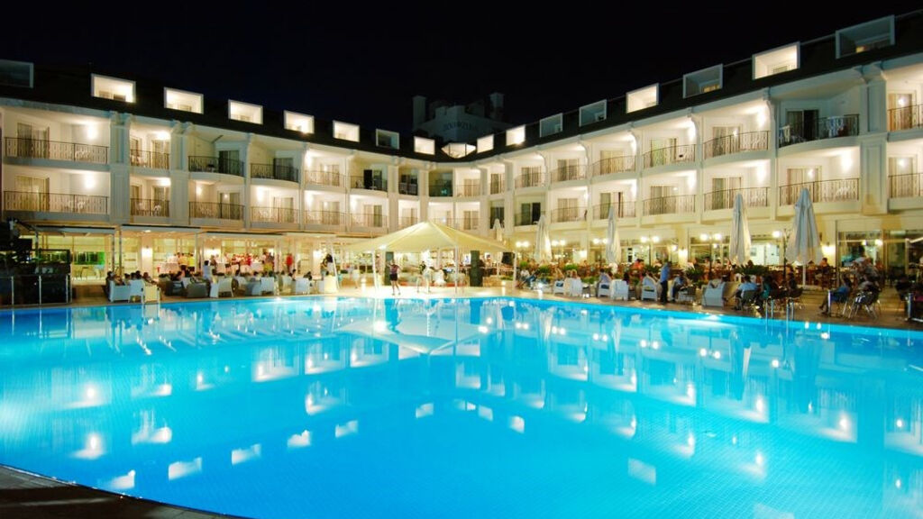 Zena Resort