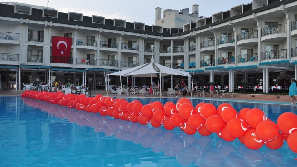 Zena Resort