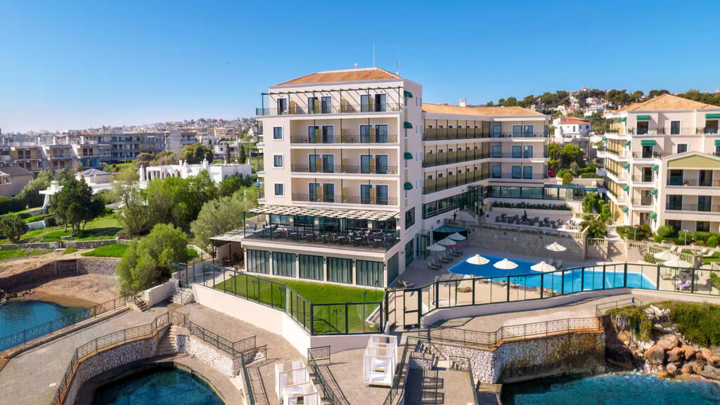 Zeus Essence Ramada Athens