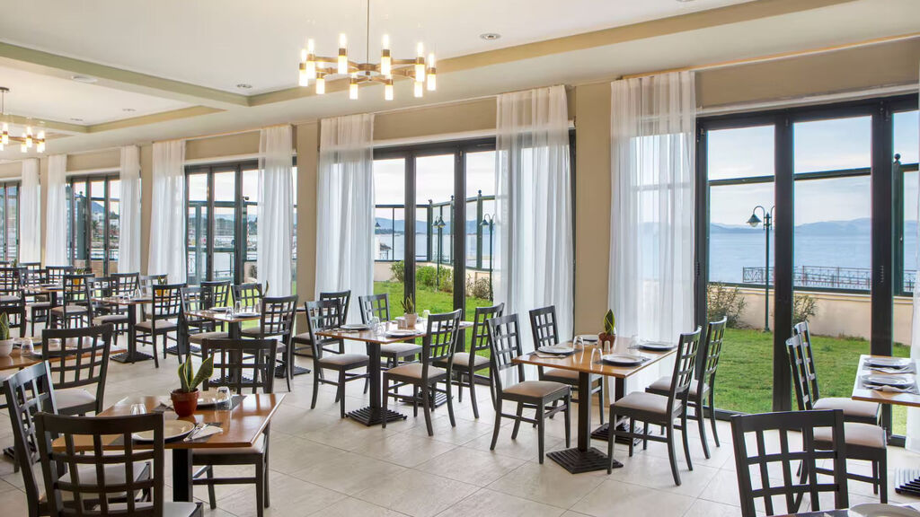 Zeus Essence Ramada Athens