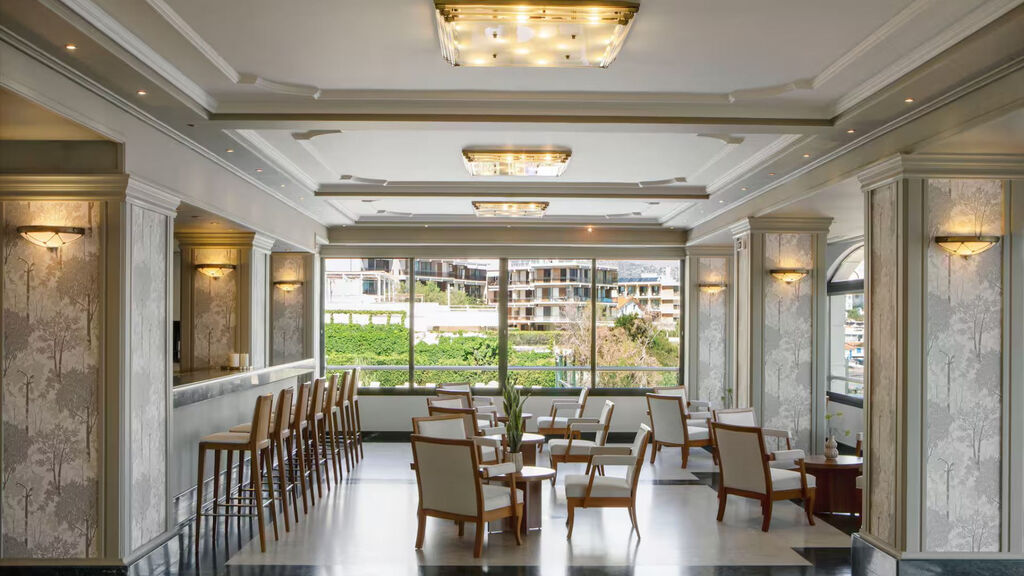 Zeus Essence Ramada Athens