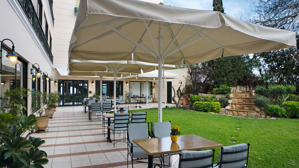 Zeus Essence Ramada Athens