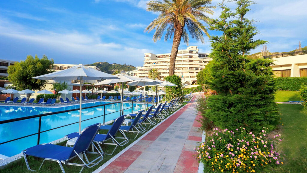 Zeus Hotels Sol By Melia Cosmopolitan