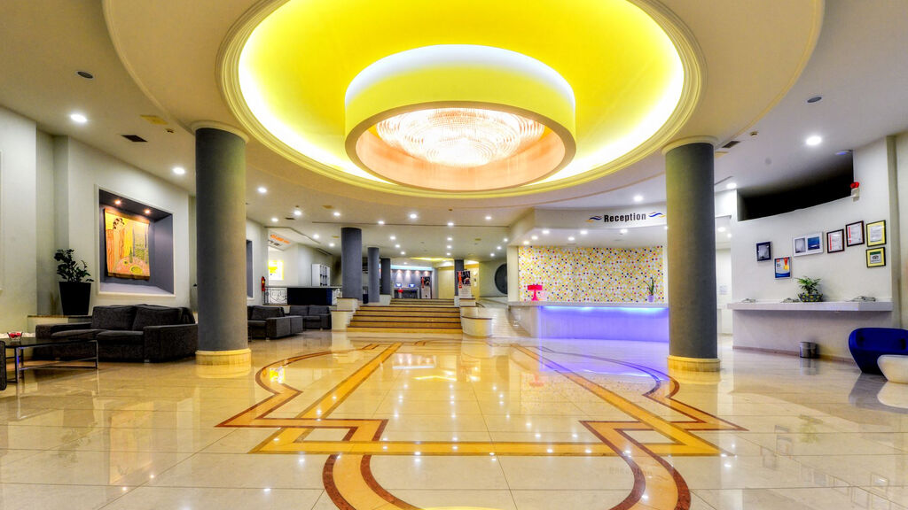 Zeus Hotels Sol By Melia Cosmopolitan