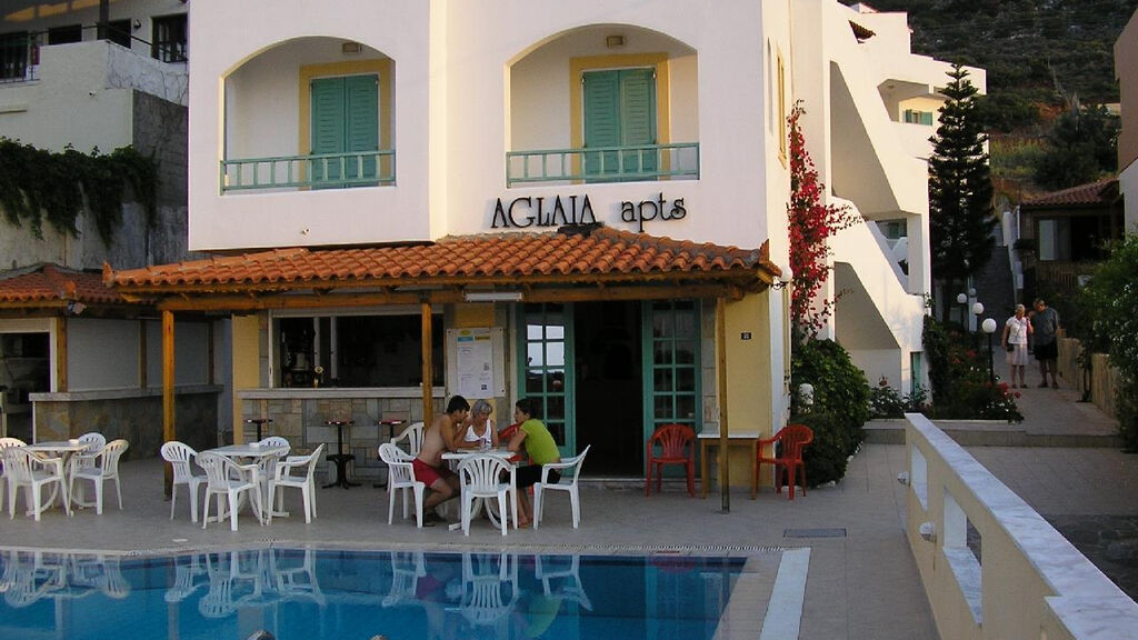 Aglaia Studio & Apartment