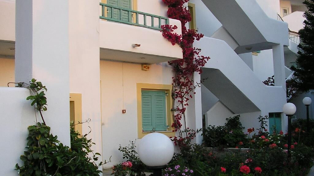 Aglaia Studio & Apartment