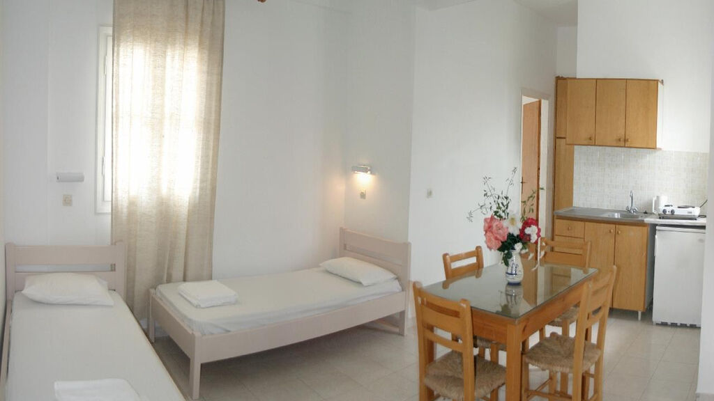 Aglaia Studio & Apartment