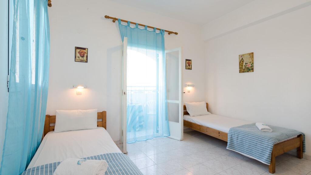 Aglaia Studio & Apartment