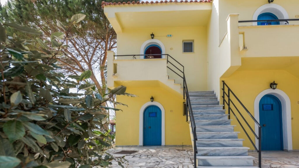 Ammes Hotel & Apartments