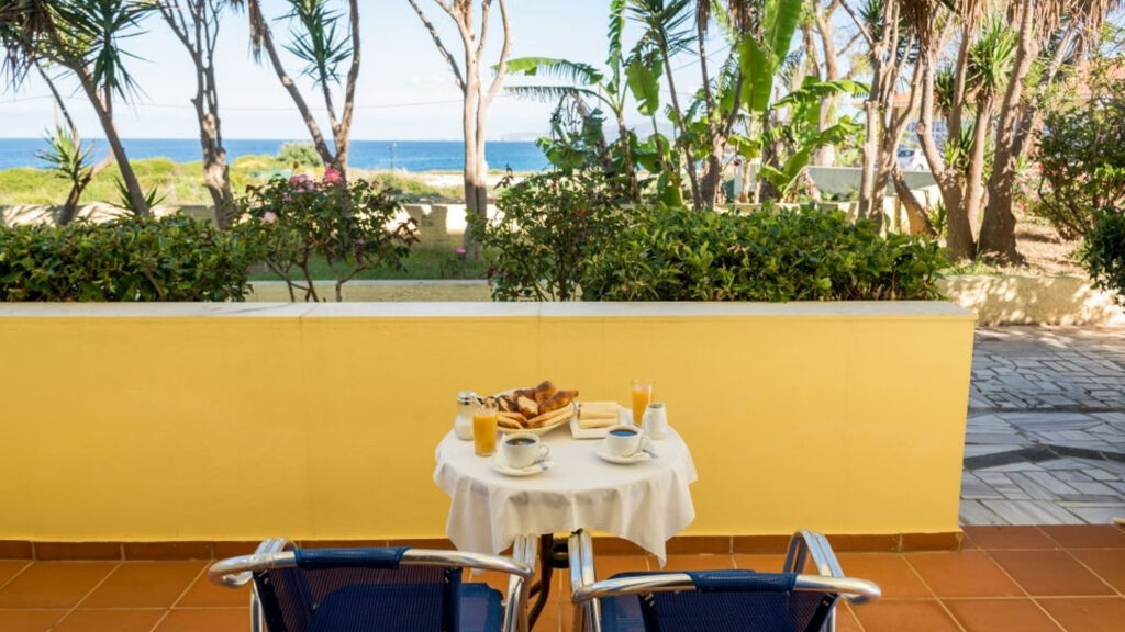 Ammes Hotel & Apartments