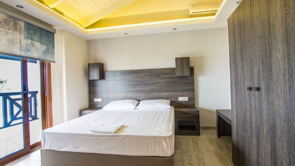 Aparthotel Koukis Beach