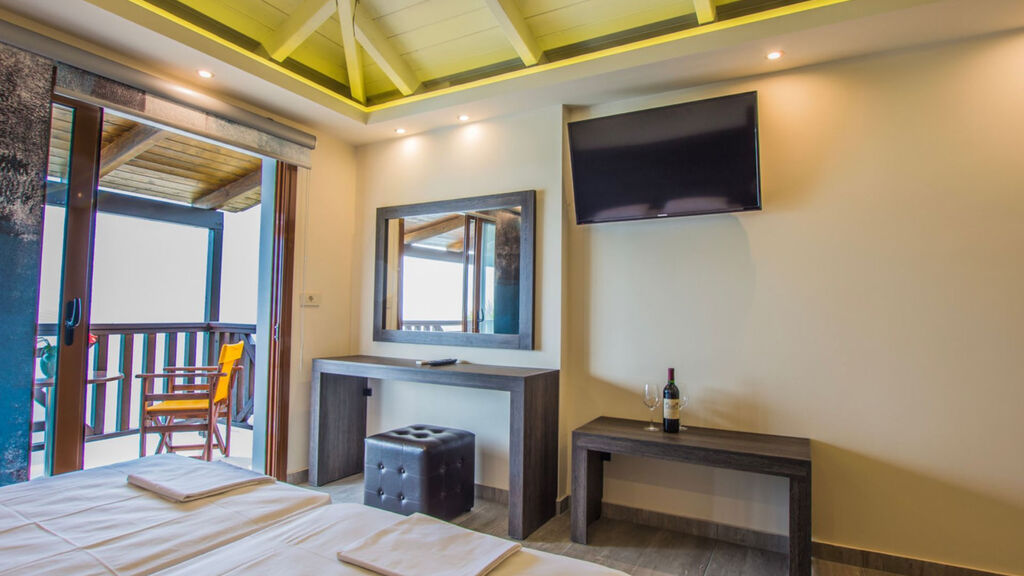 Aparthotel Koukis Beach