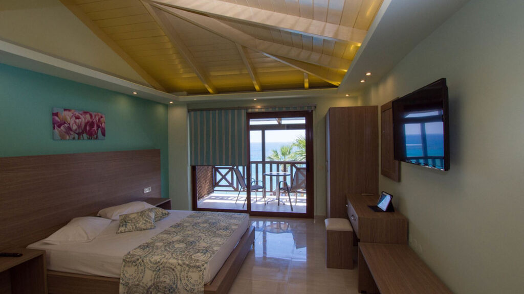 Aparthotel Koukis Beach