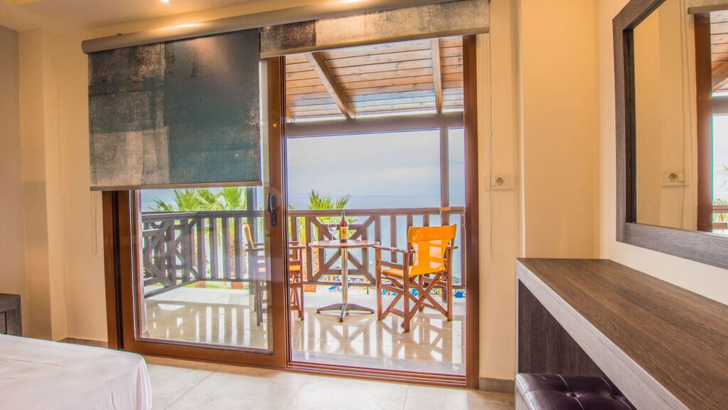 Aparthotel Koukis Beach