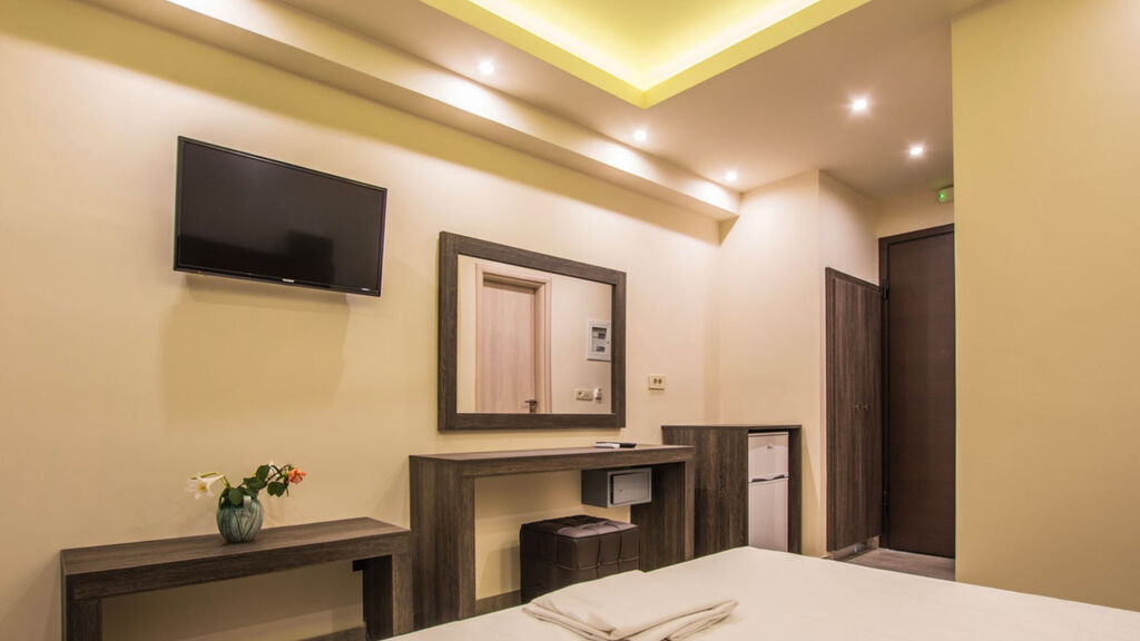 Aparthotel Koukis Beach