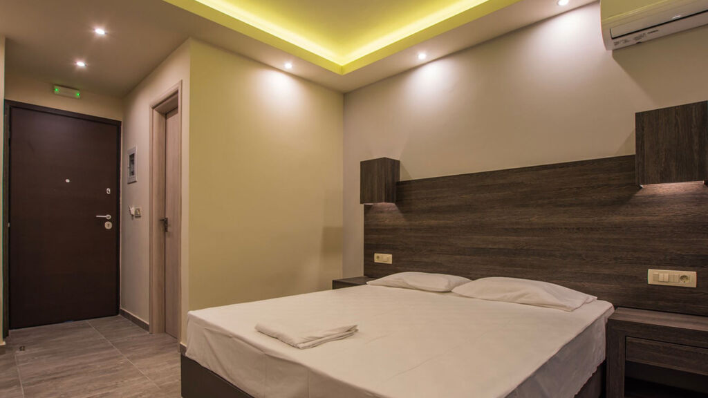 Aparthotel Koukis Beach