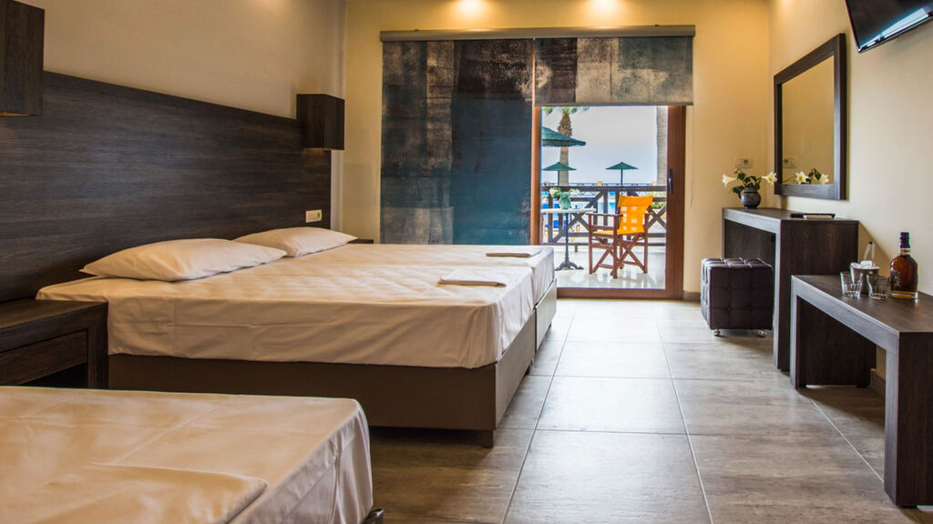 Aparthotel Koukis Beach