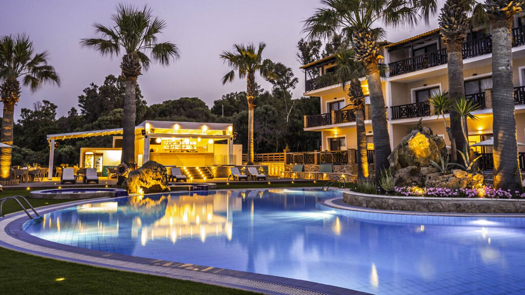 Aparthotel Koukis Beach