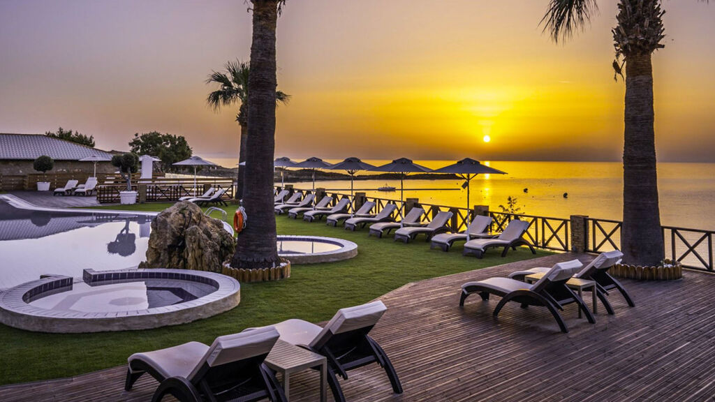 Aparthotel Koukis Beach