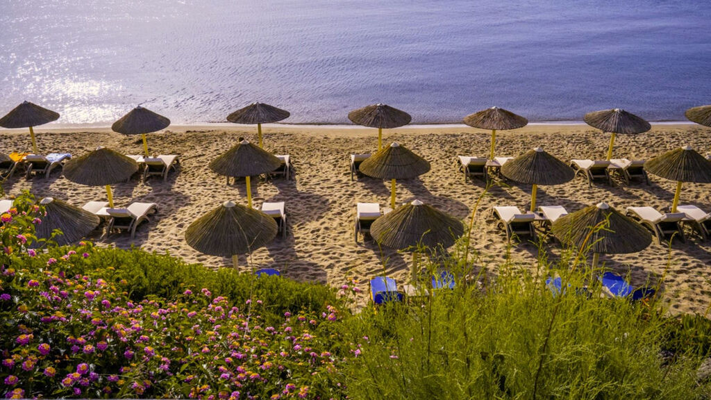 Aparthotel Koukis Beach