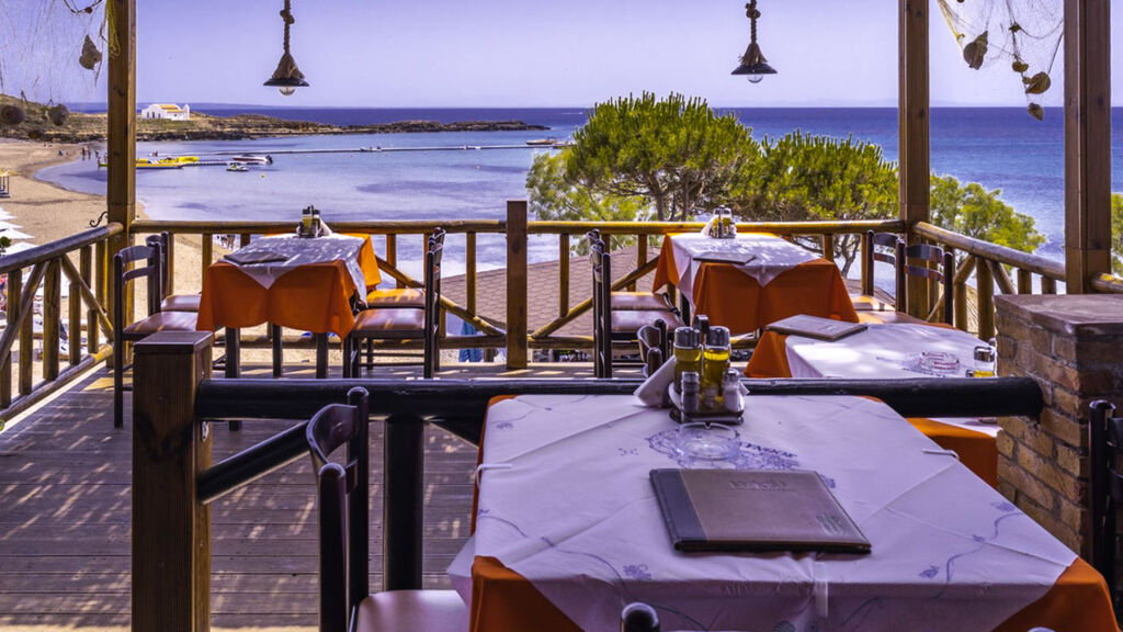 Aparthotel Koukis Beach