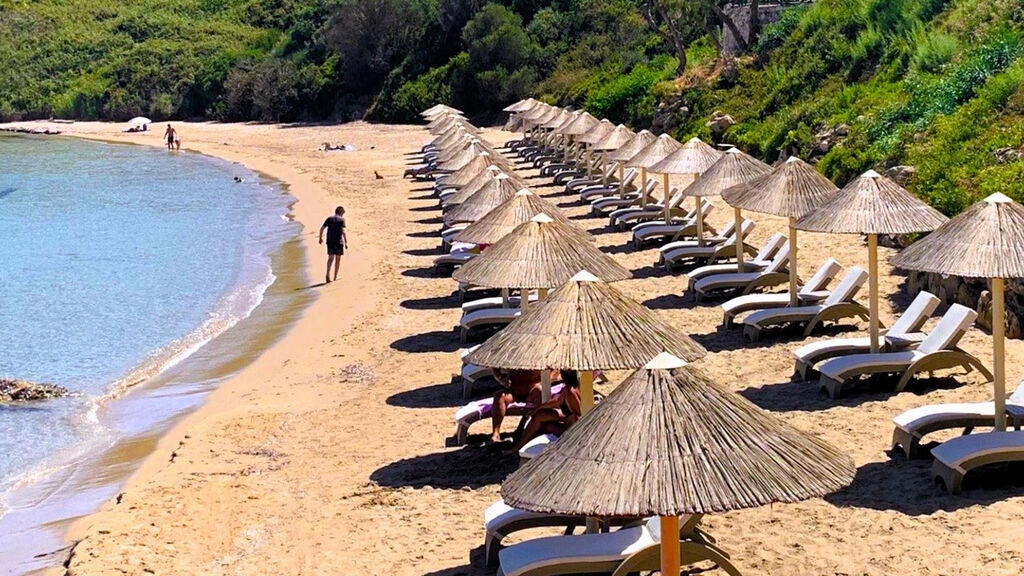 Aparthotel Koukis Beach