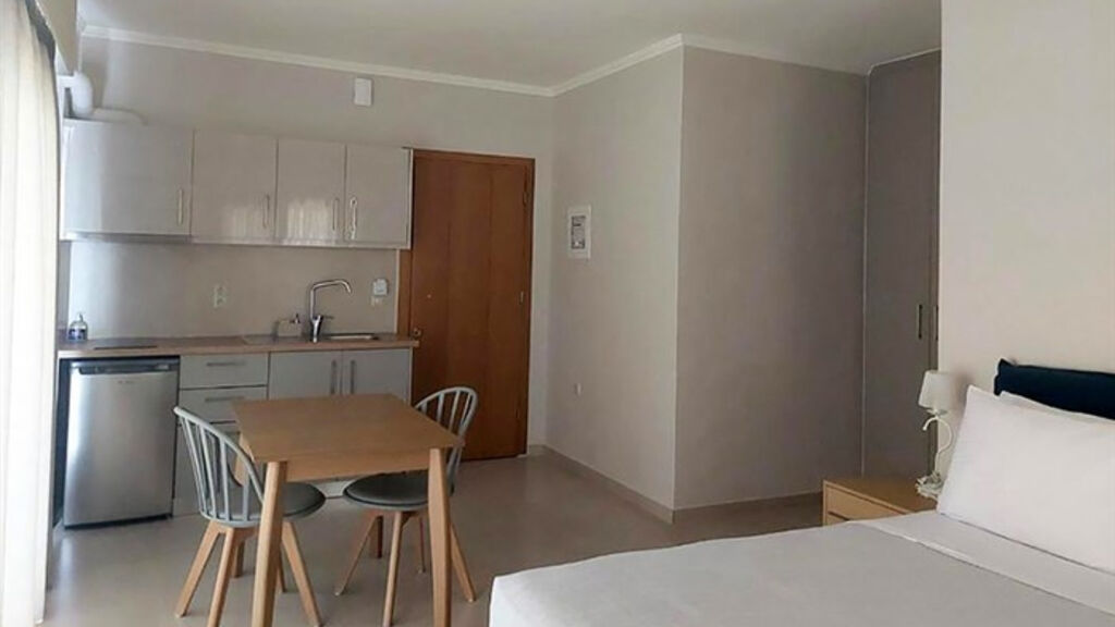 Apartmánový Dům Zisis Suites