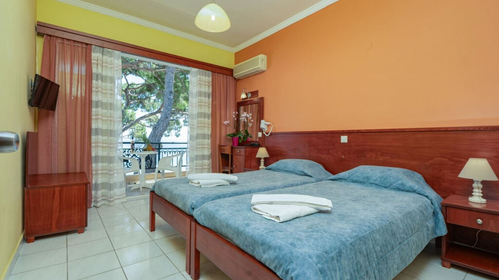 Castello Beach Hotel